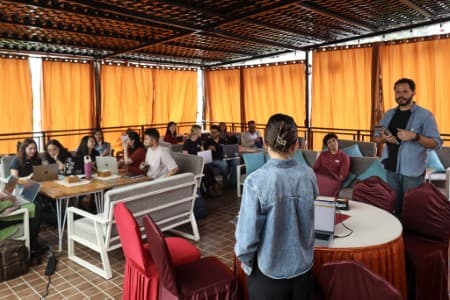 915e06eea5486ba9c744d73e952f5f49 (Custom).jpg